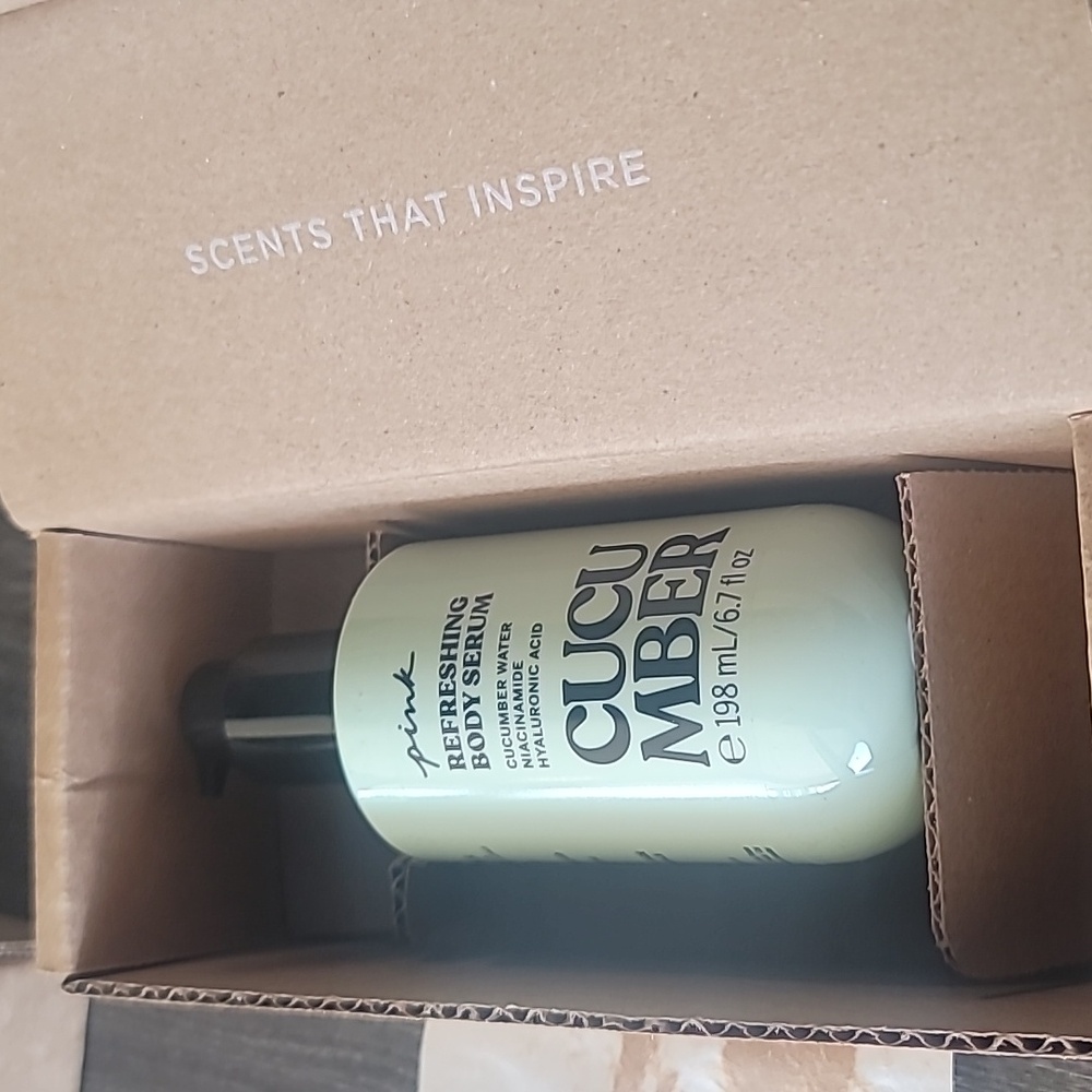 Victoria's Secret Pink Cucumber Refreshing Moisturizing Body Serum